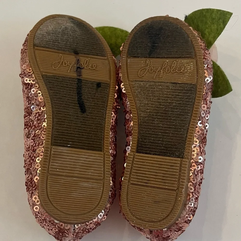 Never worn Joyfolie Rosie baby toddler girl sequin shoes Sz 5